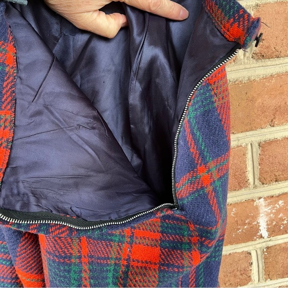 Handmade excellent quality plaid shorts for winter attire approximate size S-M - Picture 4 of 7